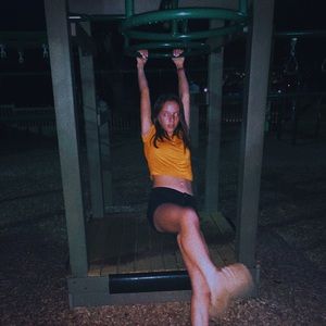 Meet your Posher, Jillian